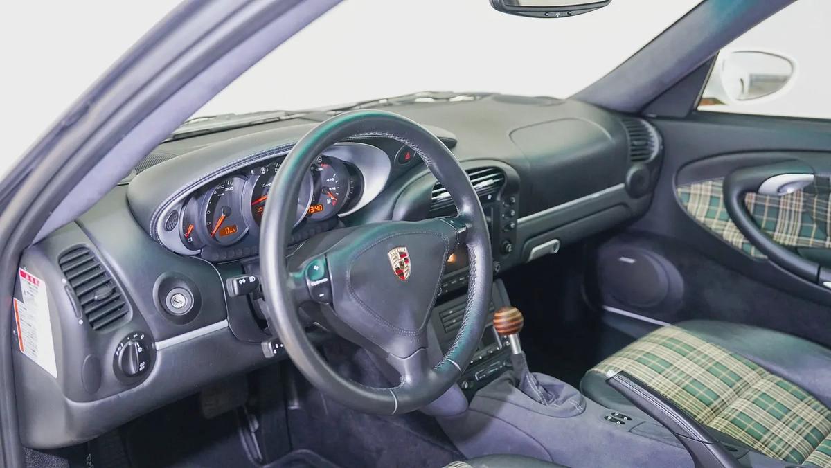 Special Offer | Low KM, Porsche Classic Certified | 911 Turbo-3-3