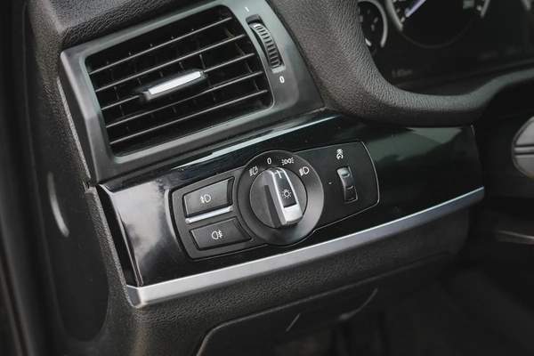 BMW X3 X DRIVE 28i 2017!! GGC SPECS!! WELL MAINTAINED