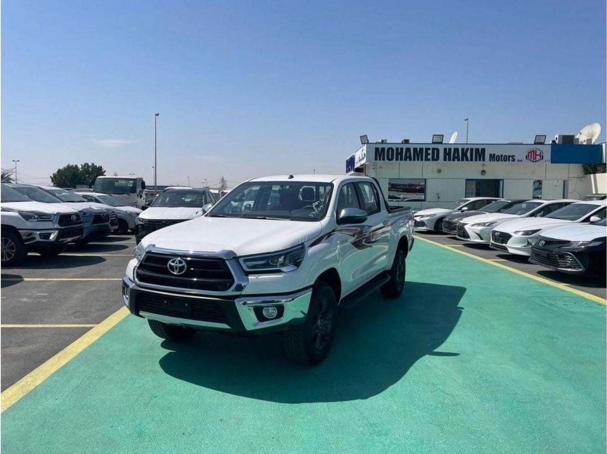Toyota Hilux 2024 TOYOTA HILUX 2.7L petrol automatic 4x4 full option with bush start-0-0