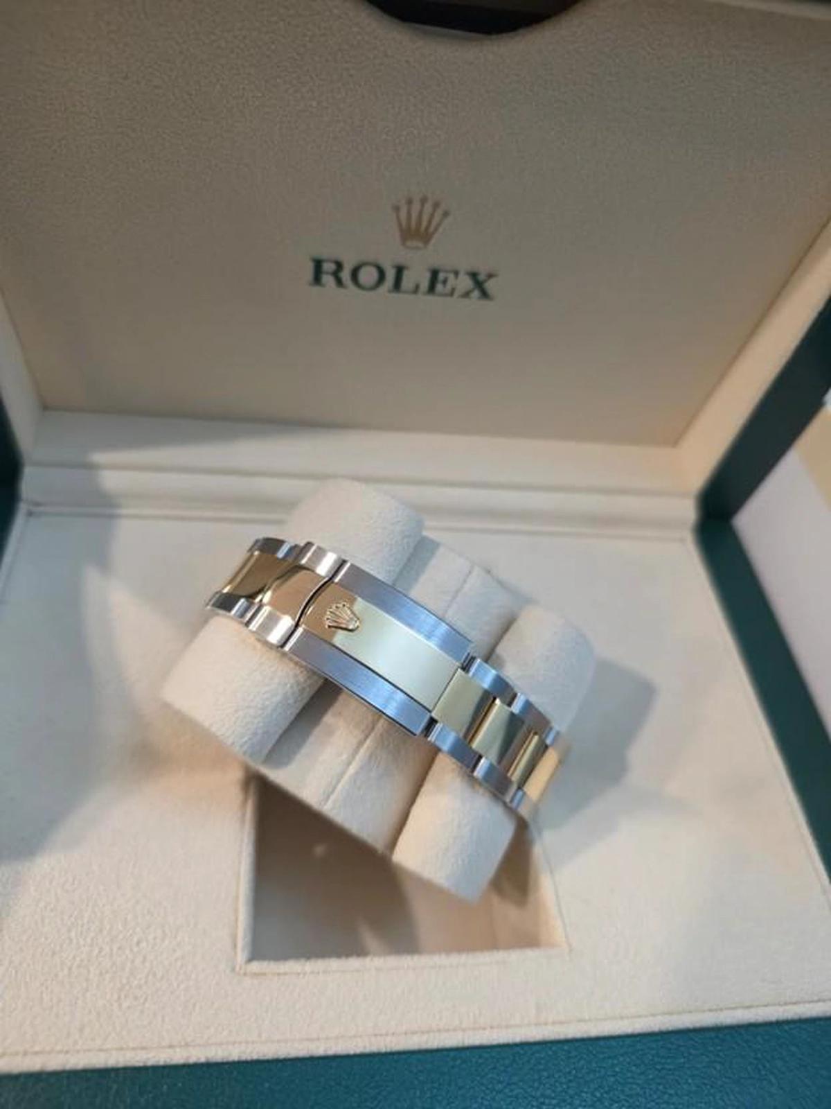 Rolex Datejust 36mm Wimbeldon Yellow Gold and Steel 126233 | 2023 | Like New | Original Box and Paper-3-3