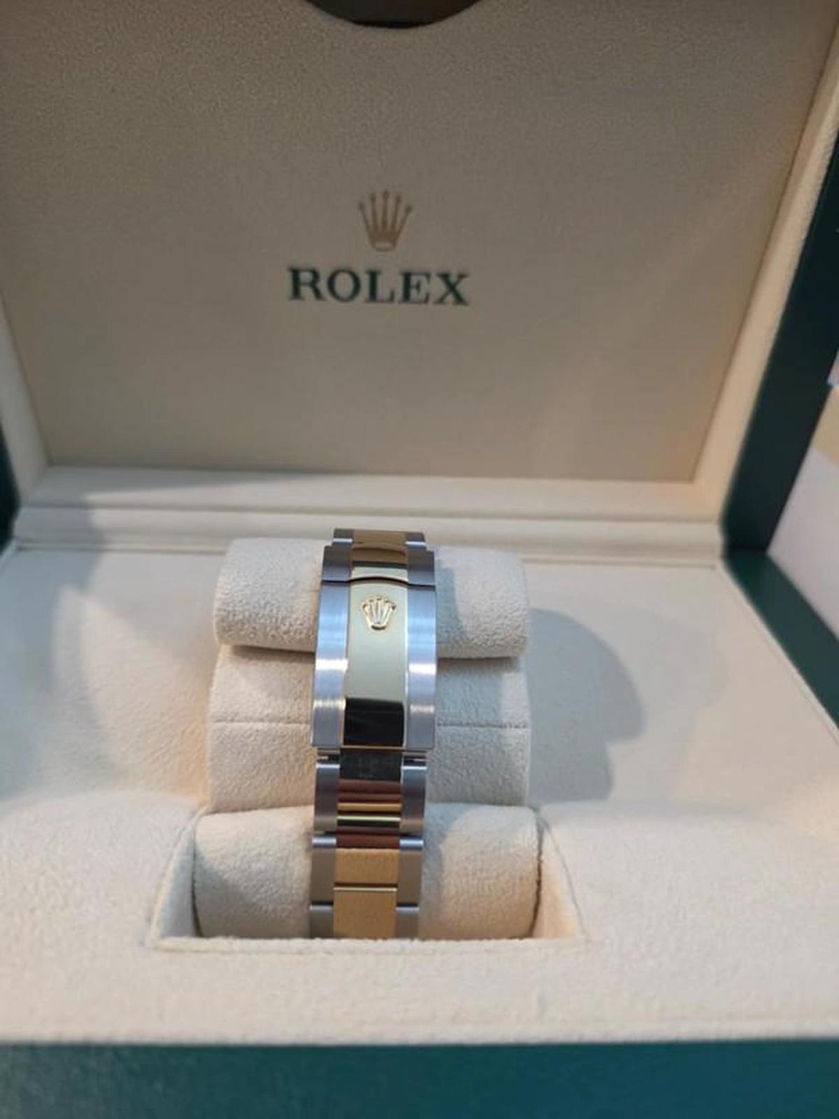 Rolex Datejust 36mm Wimbeldon Yellow Gold and Steel 126233 | 2023 | Like New | Original Box and Paper-1-1