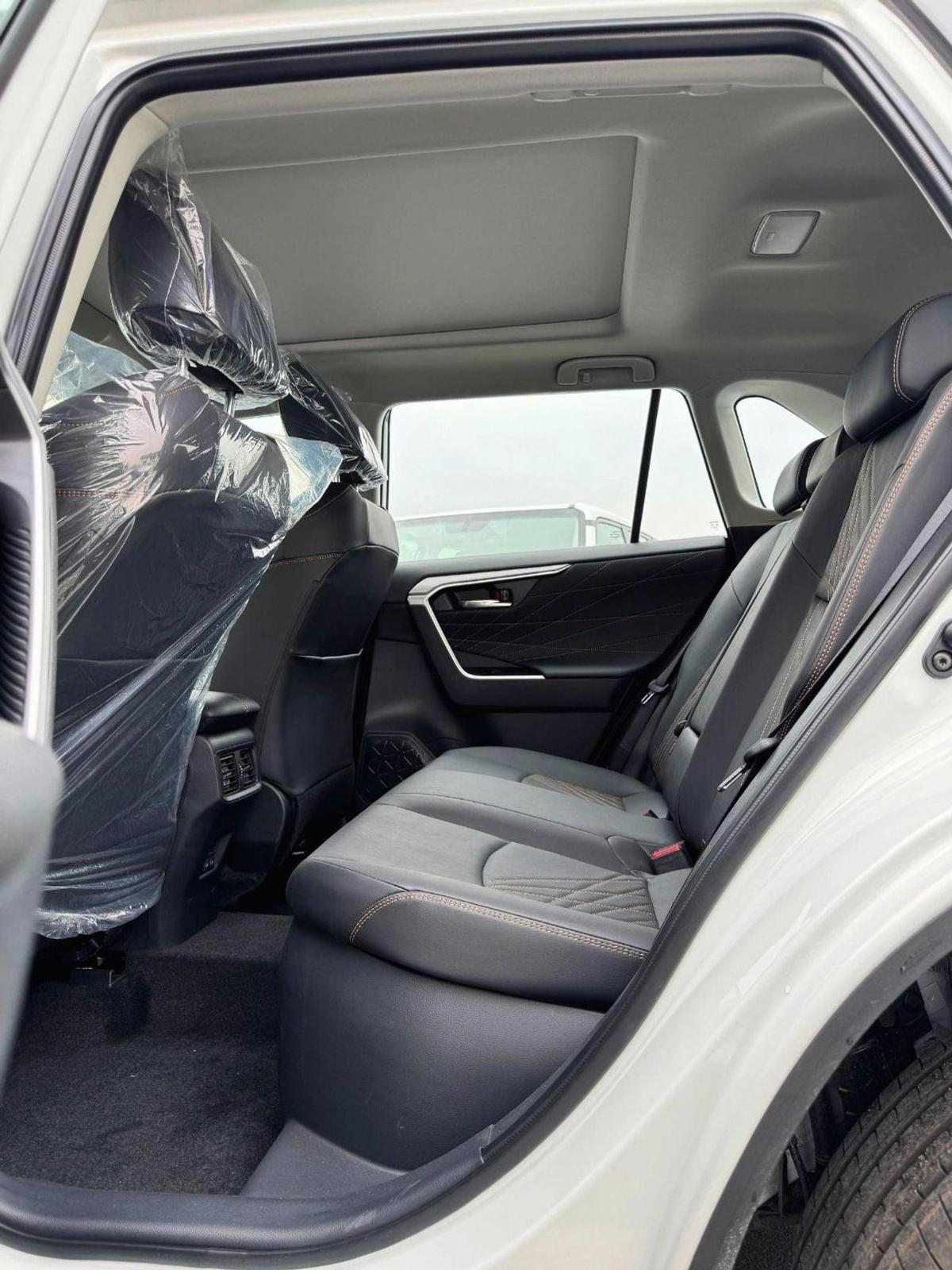 Toyota RAV4 ELITE / 2.5L HYBRID / 360* WITH PANORAMIC ROOF / FULL OPTION (CODE # HYBRID)-7-7