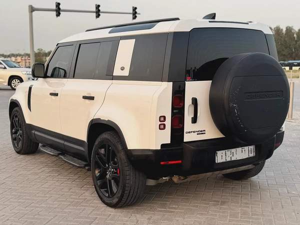 2020 Land Rover Defender 110 HSE (P400) | GCC Specs | Pristine Condition