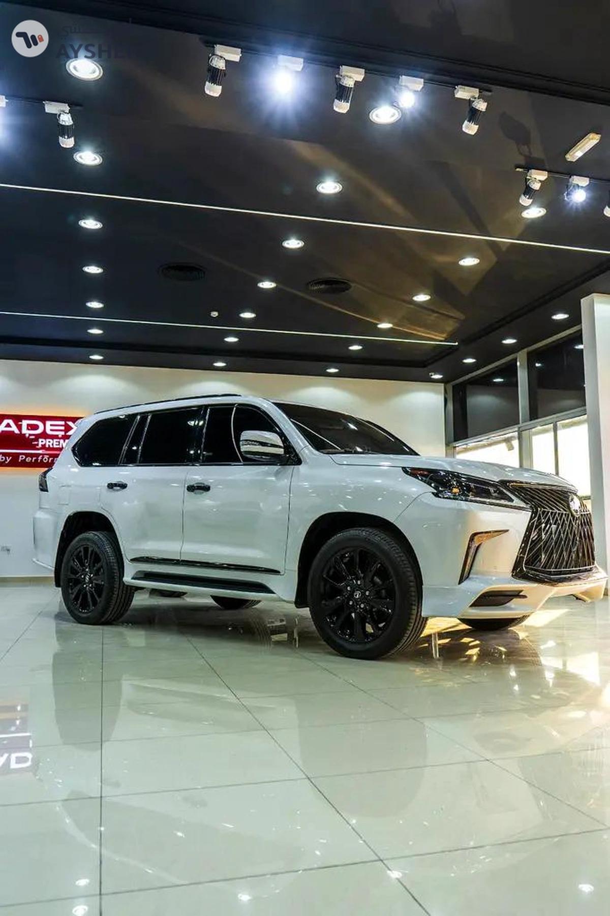 Lexus LX-Series LX 570 Black Edition-5-5