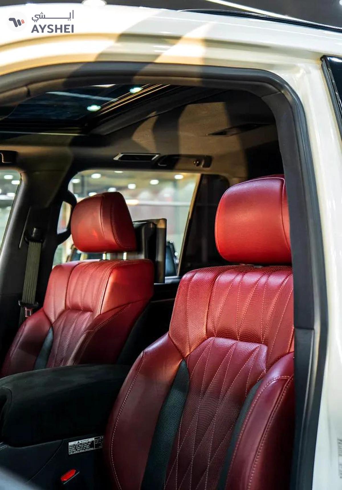 Lexus LX-Series LX 570 Black Edition-3-3