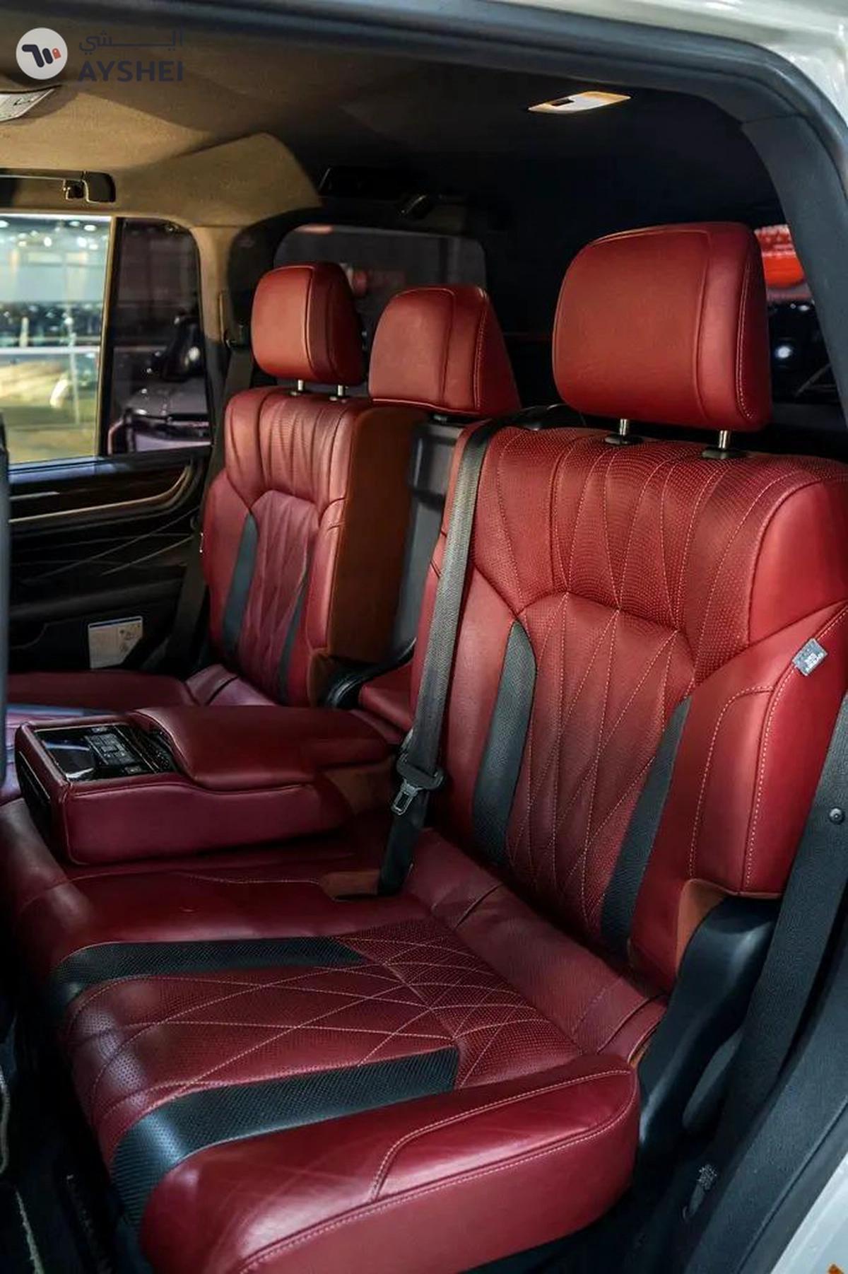 Lexus LX-Series LX 570 Black Edition-2-2