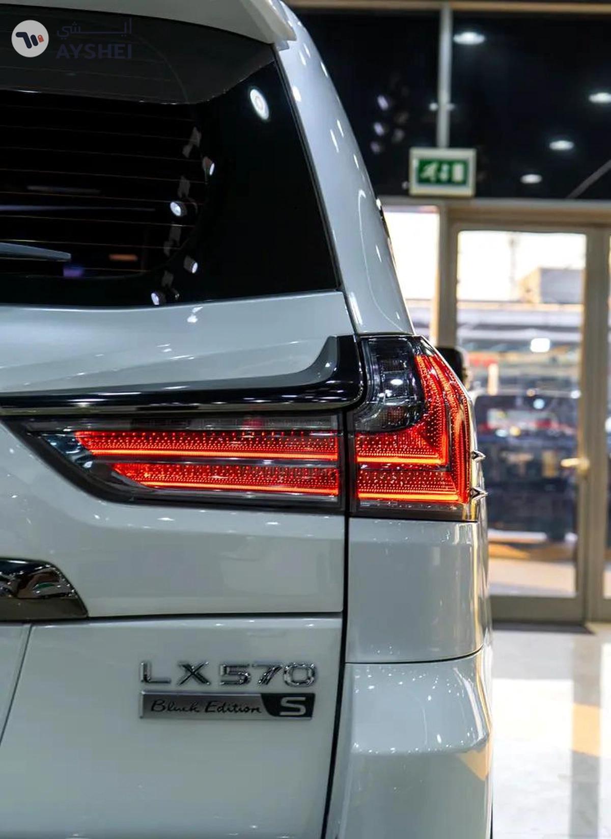 Lexus LX-Series LX 570 Black Edition-1-1