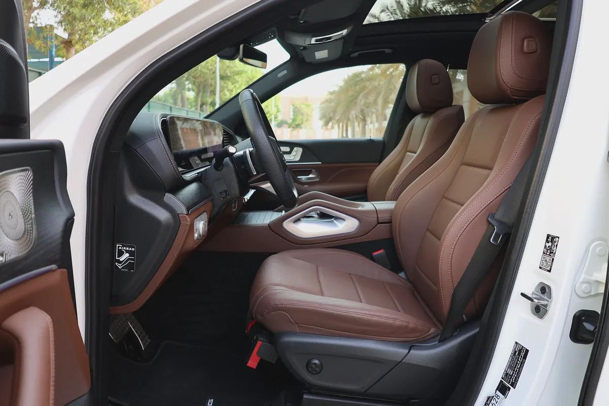 MERCEDES-BENZ GLS 450-NIGHT PACKEG 14000KM ONLY 5 YEAR WARRANTYSERVICE CONTRACT GARGASH-GCC SPE-12-12