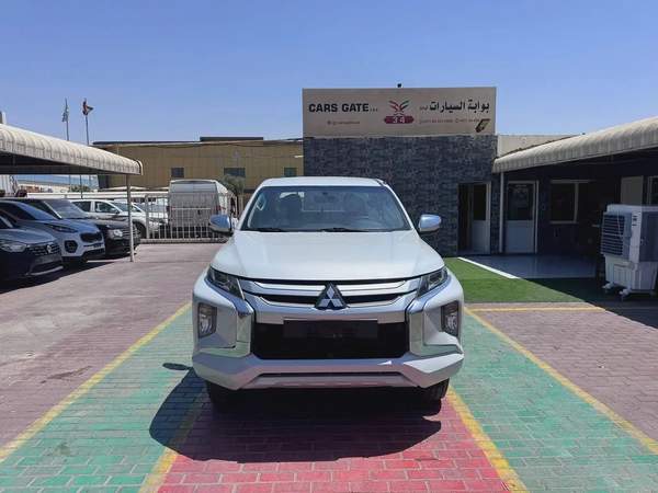 MITSUBISHI L200 4*4 PETROL