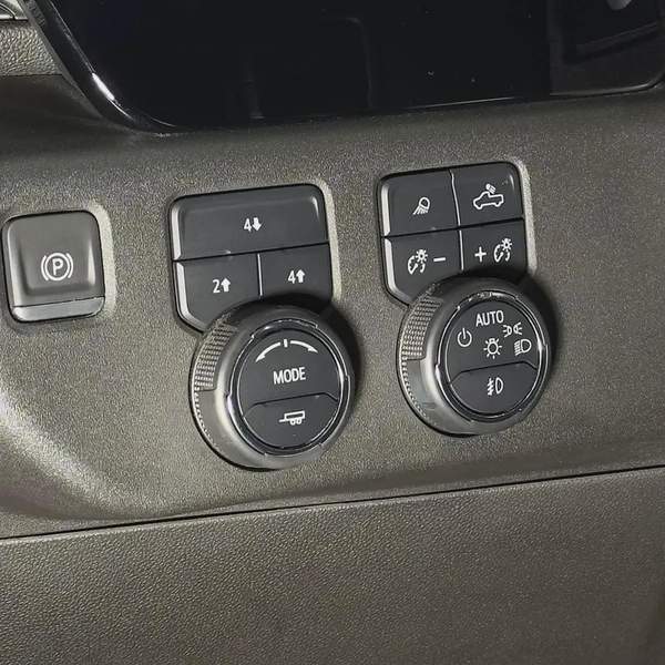 2024 Chevrolet Silverado 2500 HD Z71 6.6L Pertrol