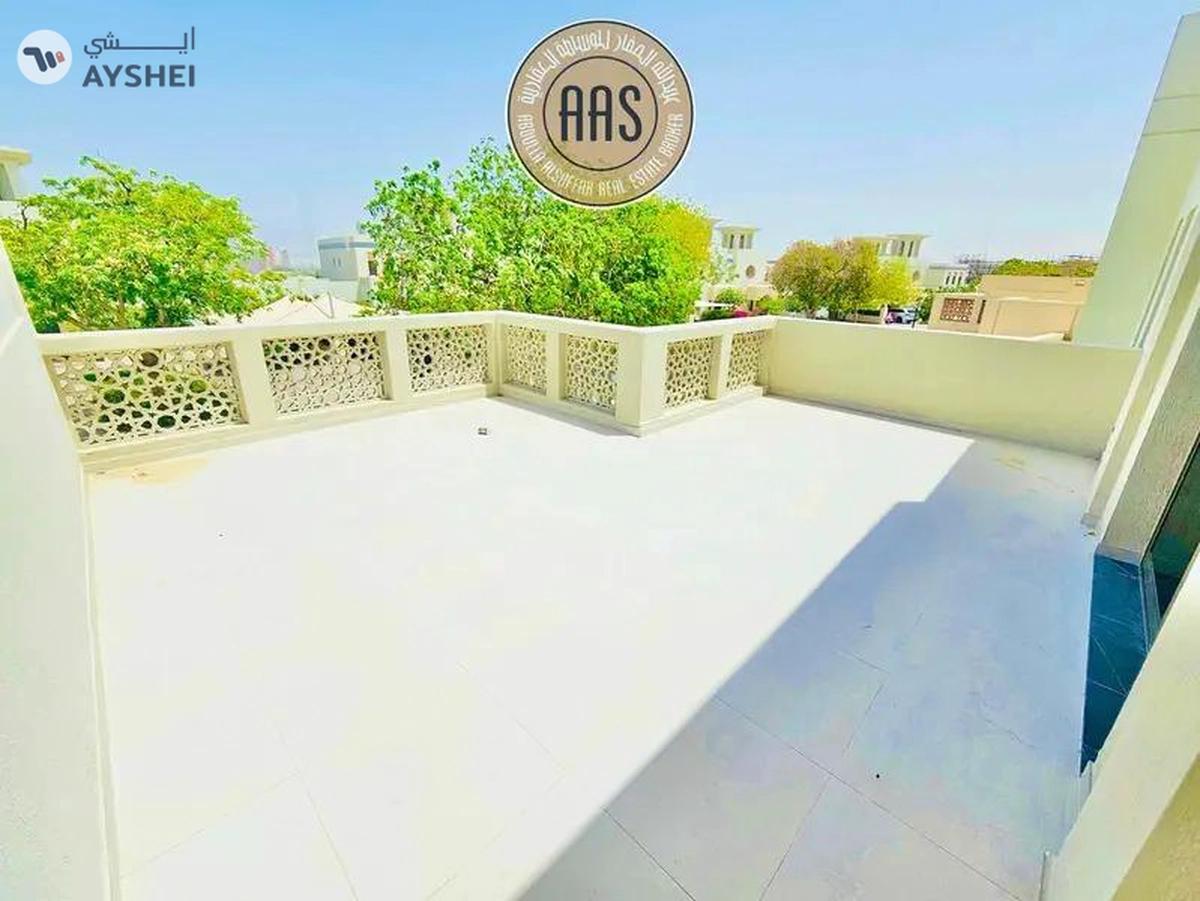 One month free Corner Villa ! Maids + Storage Room ! Luxurious ! Ready to Move ! Closed To Metro -9-9