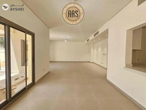 One month free Corner Villa ! Maids + Storage Room ! Luxurious ! Ready to Move ! Closed To Metro