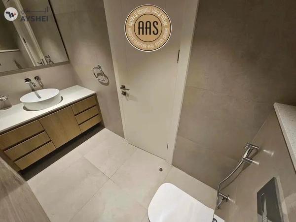 One month free Corner Villa ! Maids + Storage Room ! Luxurious ! Ready to Move ! Closed To Metro