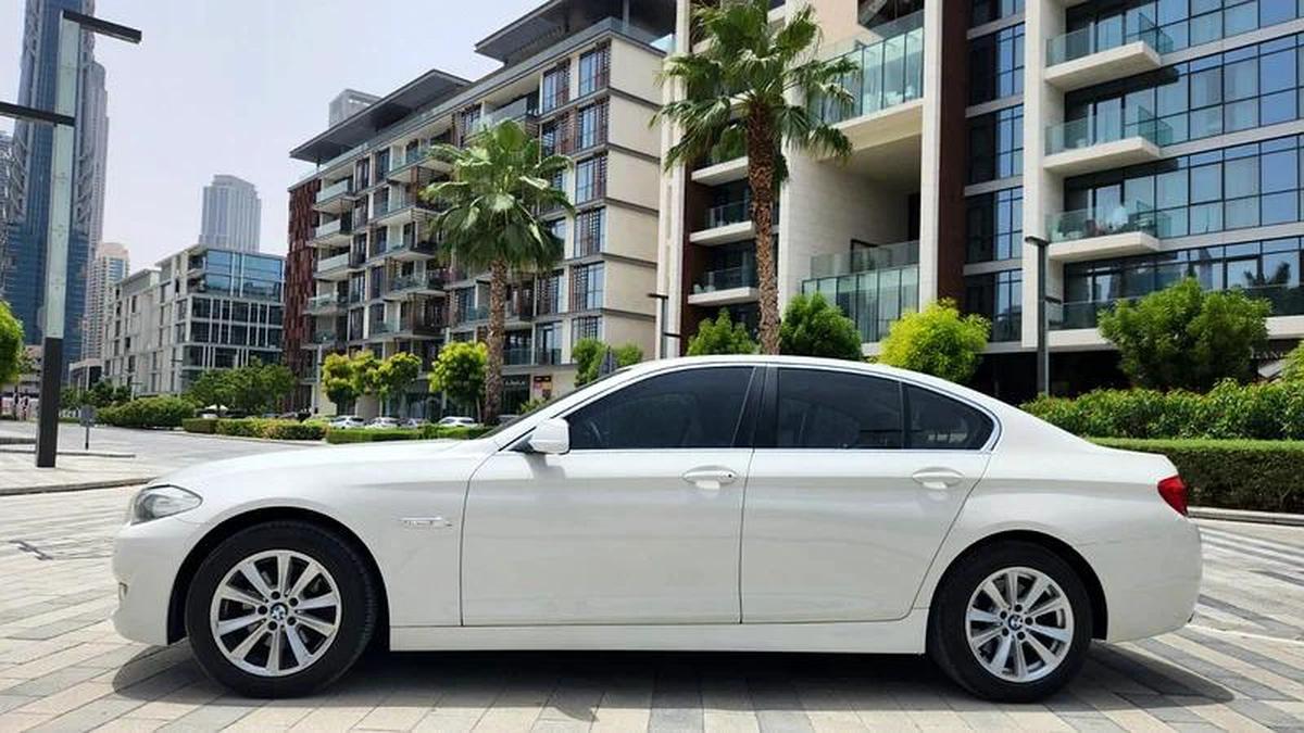 2013 BMW 528 || fully loaded || low mileage || no accidents ||excellent condition-12-12