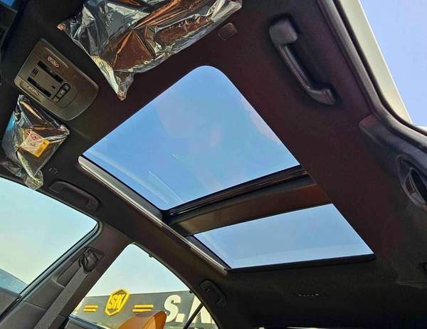 Toyota Camry LUMIERE HYBRID /RADAR / PANORAMIC ROOF /360*CAMERA/HEADS UP DISPLAY (CODE#CLM)