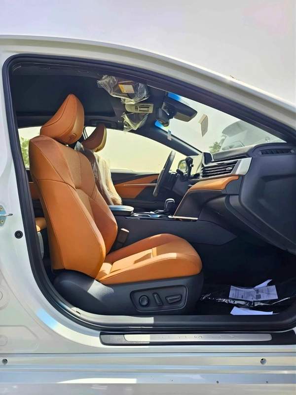 Toyota Camry LUMIERE HYBRID /RADAR / PANORAMIC ROOF /360*CAMERA/HEADS UP DISPLAY (CODE#CLM)