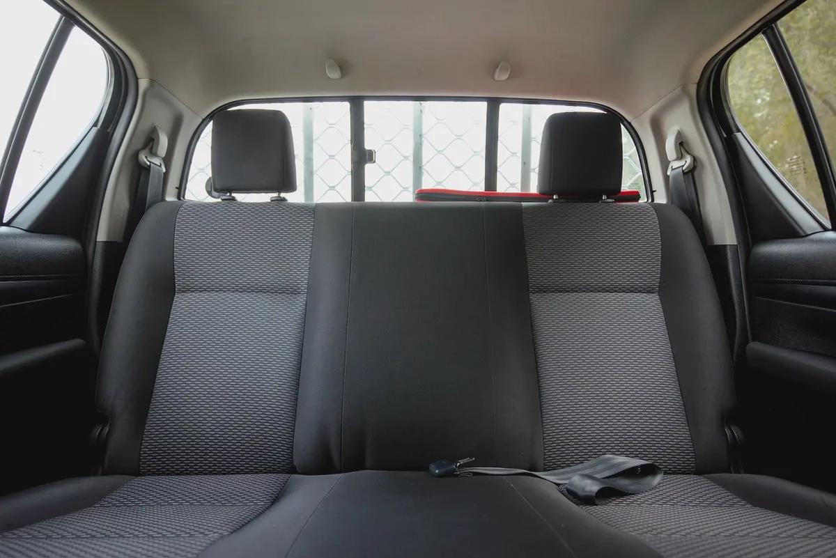 Hilux | Double Cabin 4x2 | Automatic | GCC Specs | Ref#T45854-10-10