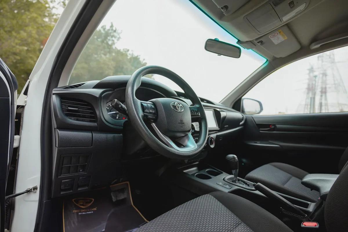 Hilux | Double Cabin 4x2 | Automatic | GCC Specs | Ref#T45854-12-12