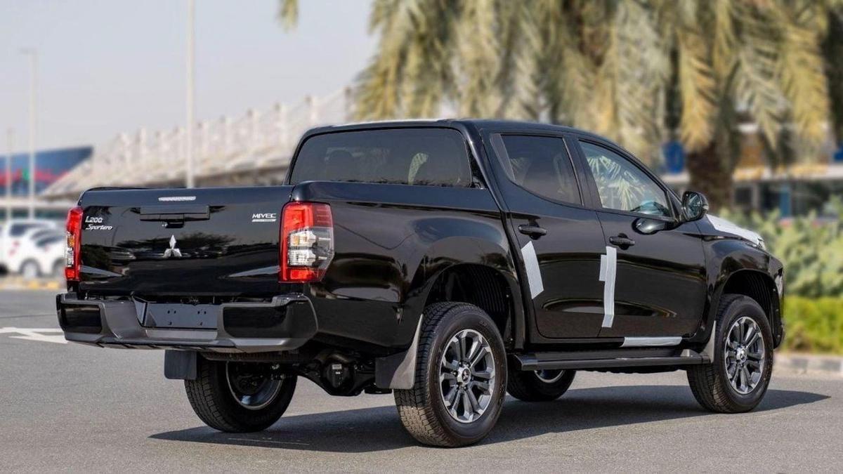 Mitsubishi L200 Mitsubishi L200 Sportero 2.4L Diesel 4x4 2023-5-5