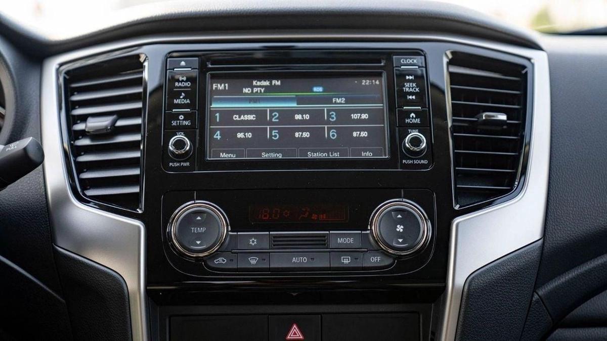Mitsubishi L200 Mitsubishi L200 Sportero 2.4L Diesel 4x4 2023-11-11