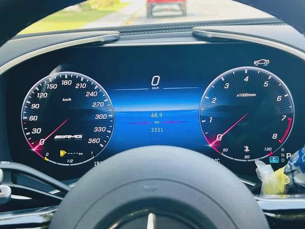 BENZ SL63 AMG - 2024 - 3300KM - LIKE BRAND NEW - FRESH JAPAN IMPORT