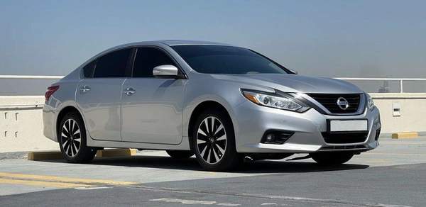 Nissan Altima 2.5 SL (Special Luxury) 4CYL