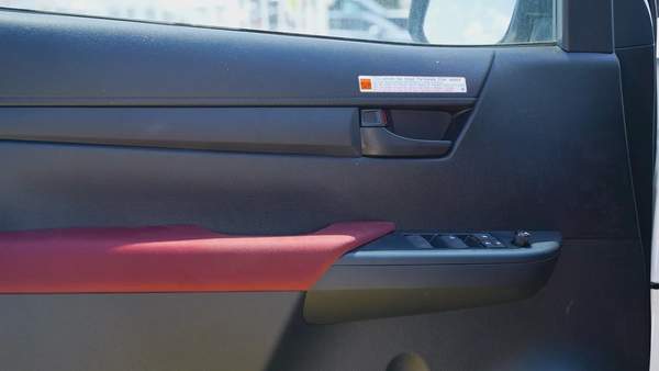 Toyota Hilux Double Cab DLX 2.4L 2026 - GCC Specs - Brand New!