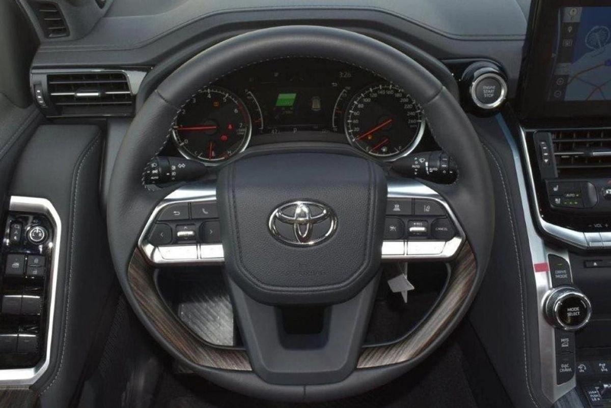 Toyota Land Cruiser Land Cruiser VX.R Twin Turbo-8-8