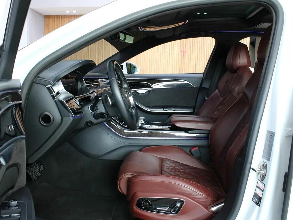 2019 - AUDI A8 L - 60 TFSI QUATTRO-6-6