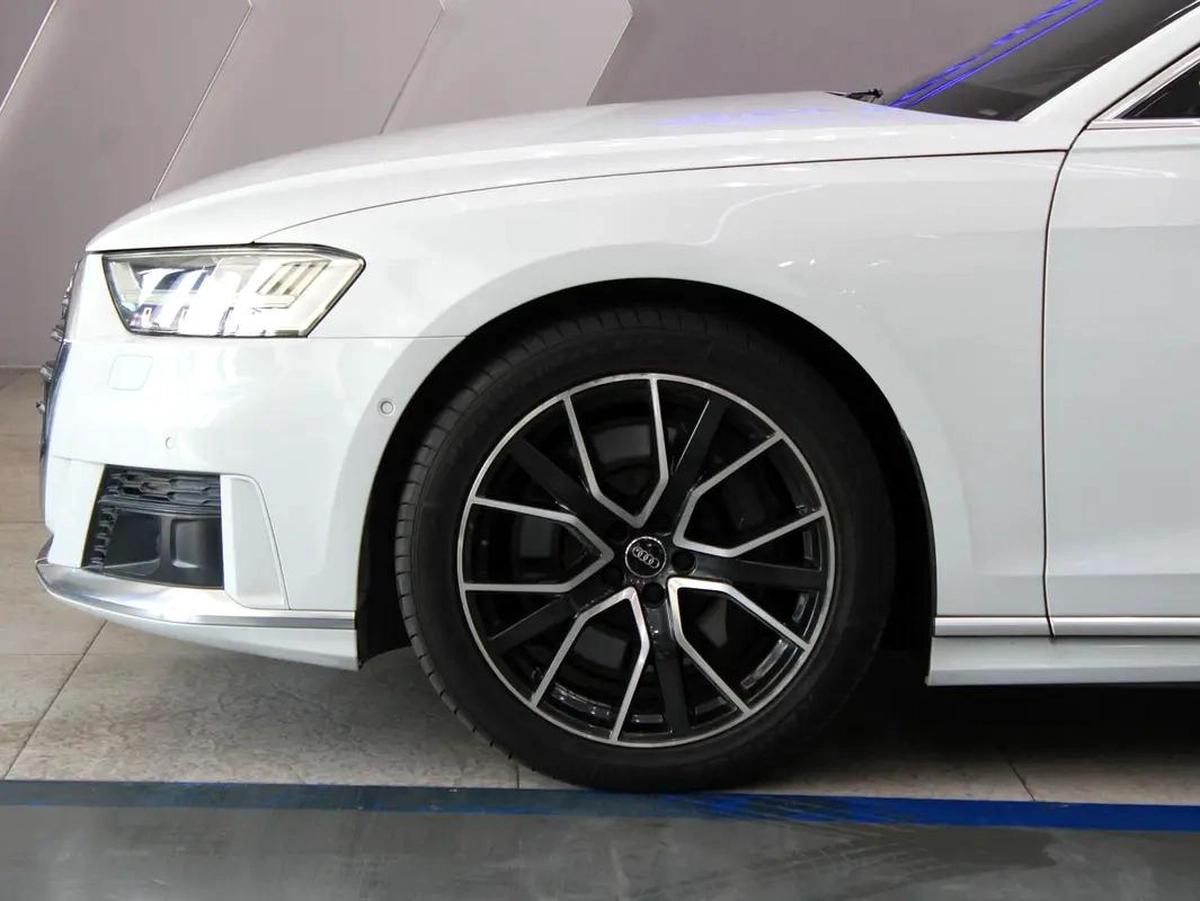 2019 - AUDI A8 L - 60 TFSI QUATTRO-10-10