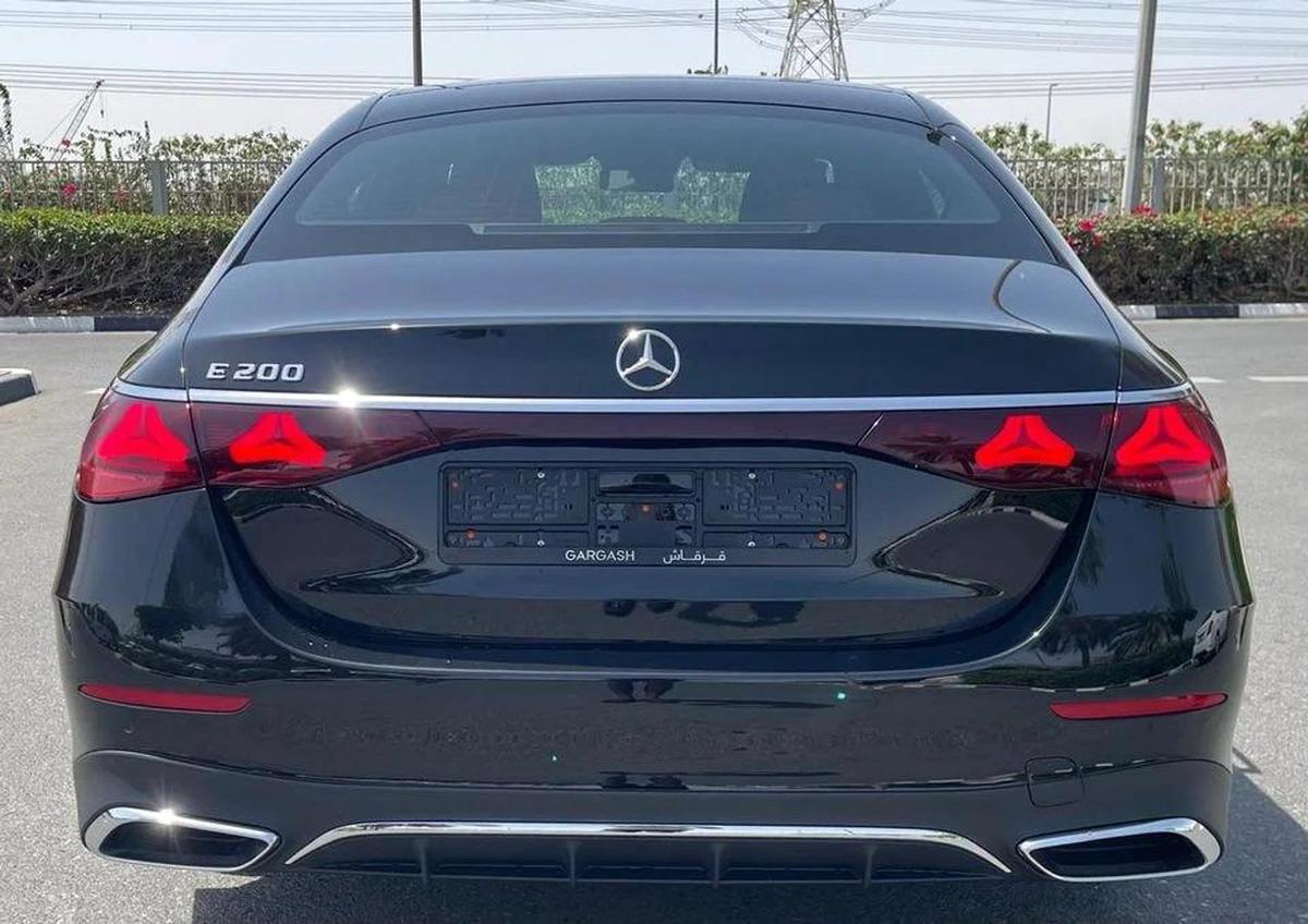 Mercedes-Benz E200 AMG Under warranty 2026 GCC-6-6