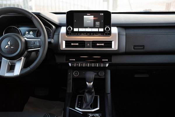 Mitsubishi L200 Sportero