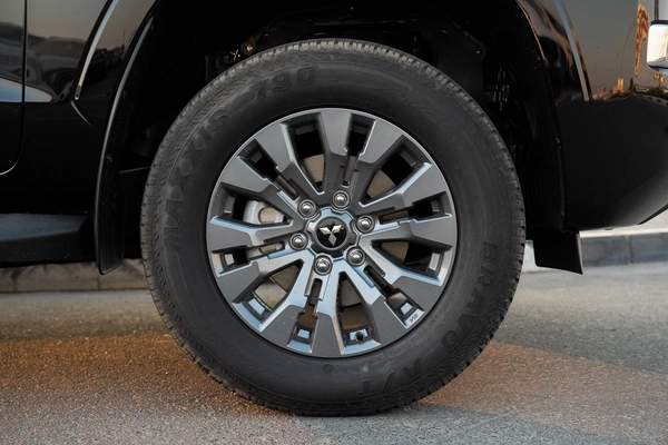 Mitsubishi L200 Sportero