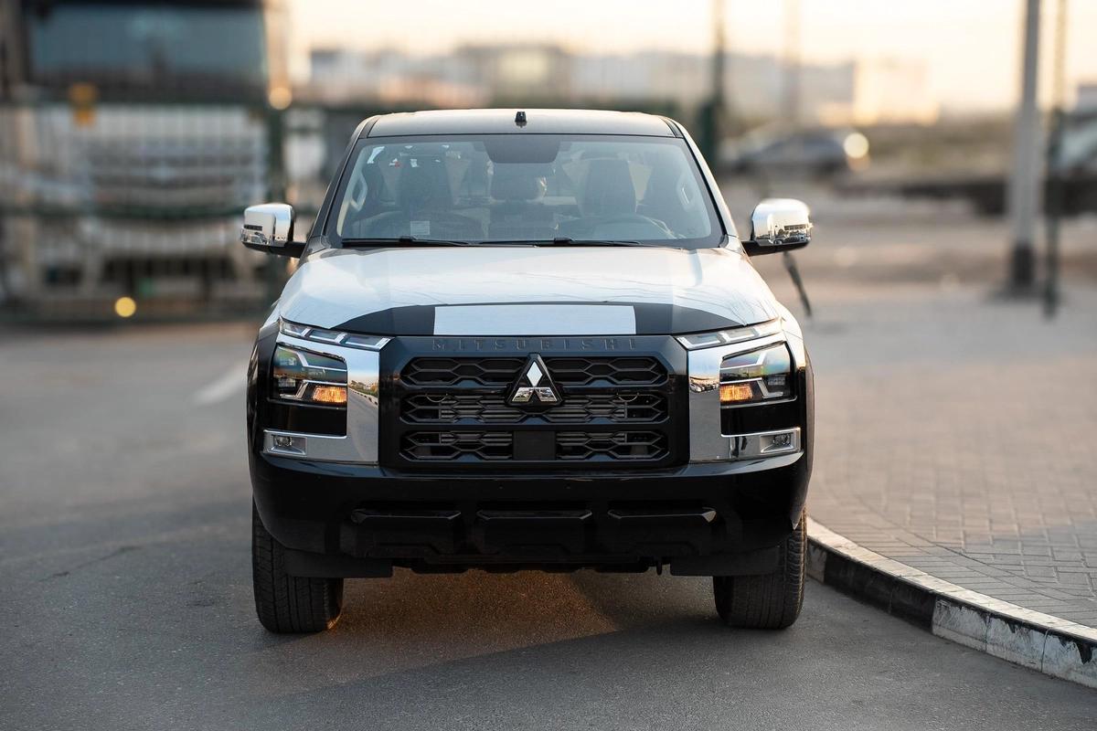 Mitsubishi L200 Sportero-6-6