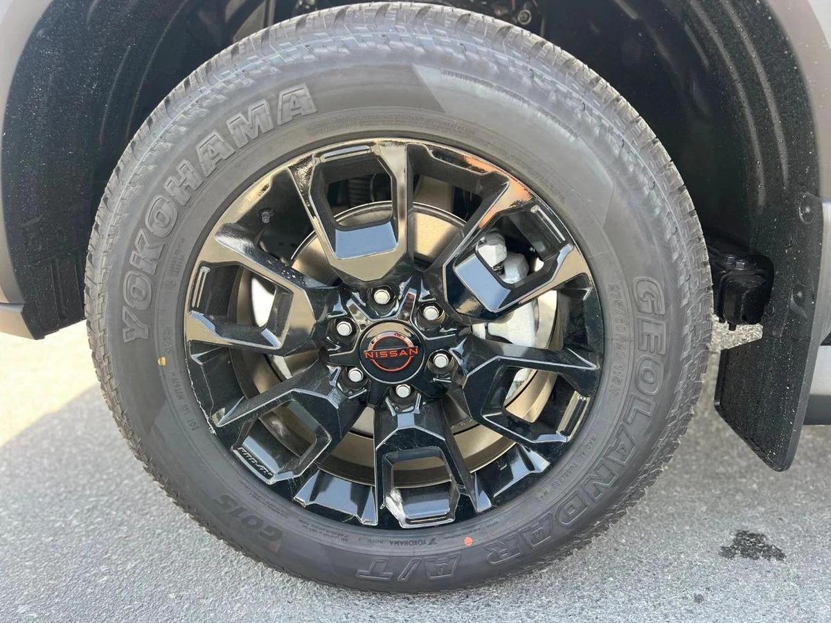 Nissan Patrol pro 4X-9-9