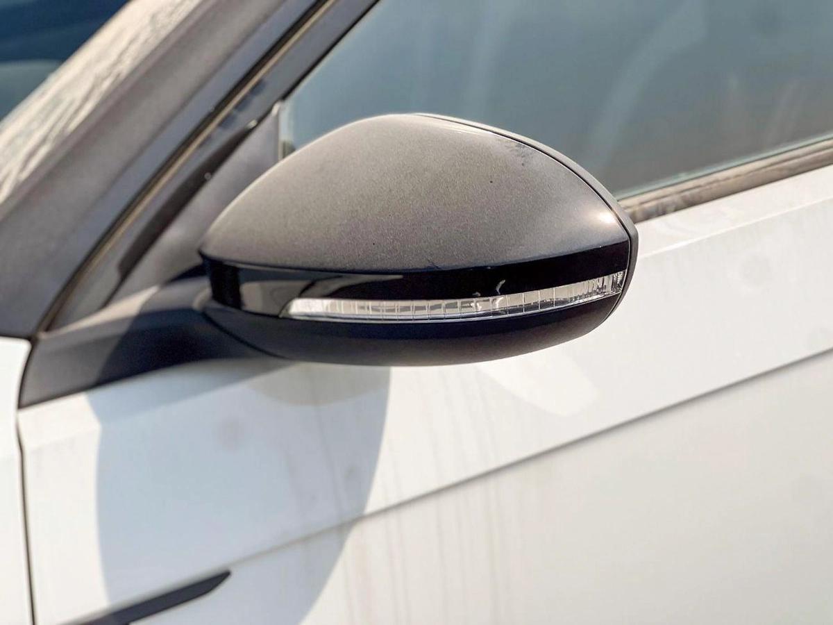 Volkswagen T ROC EXPORT ONLY - T ROC 1.5L (Black Package) TURBOCHARGED-10-10