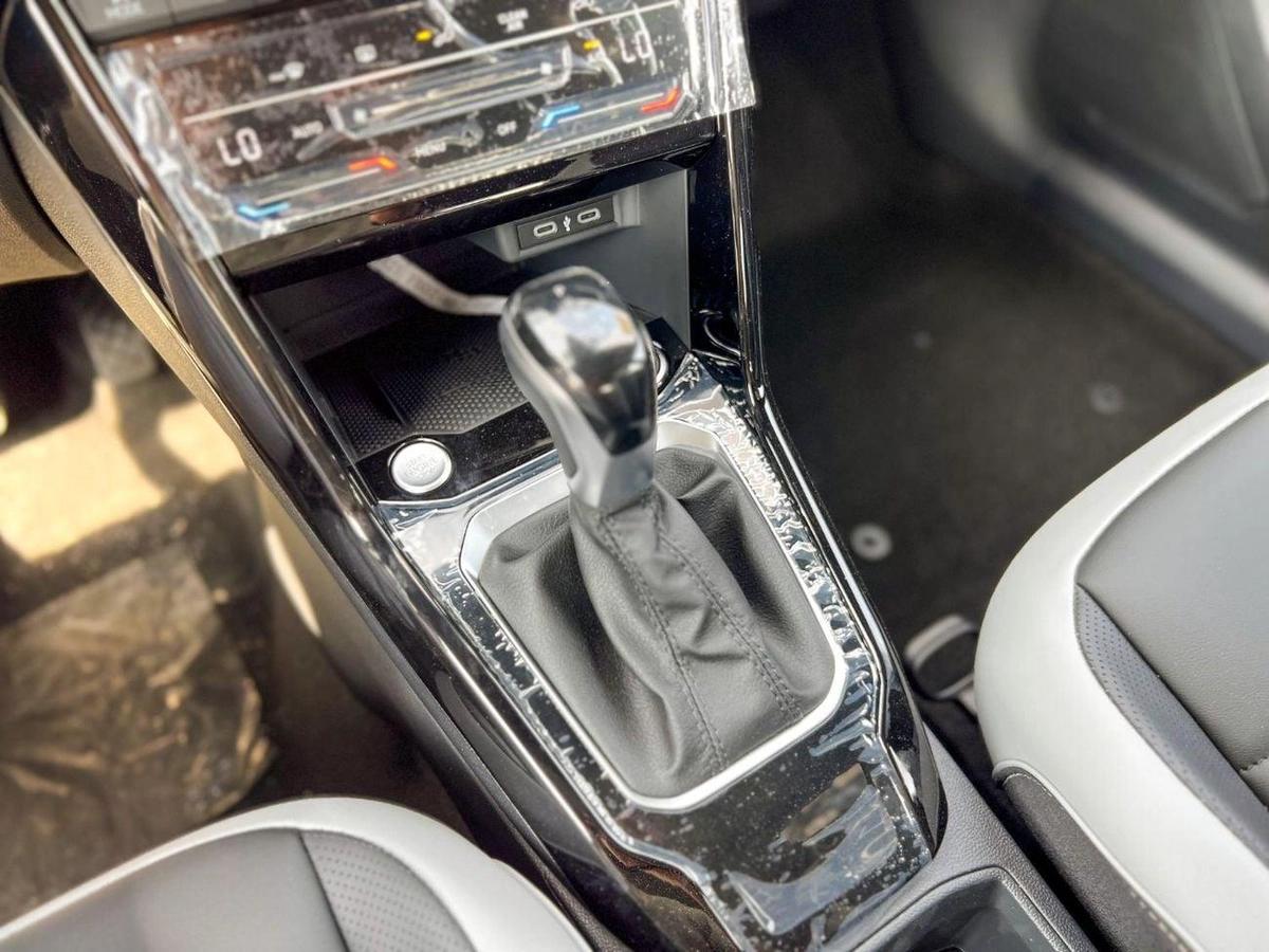 Volkswagen T ROC EXPORT ONLY - T ROC 1.5L (Black Package) TURBOCHARGED-13-13