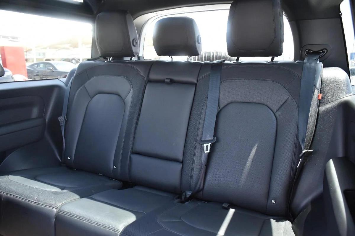 DEFENDER 90 P400 X DYNAMIC SE WHITE | 2024-4-4