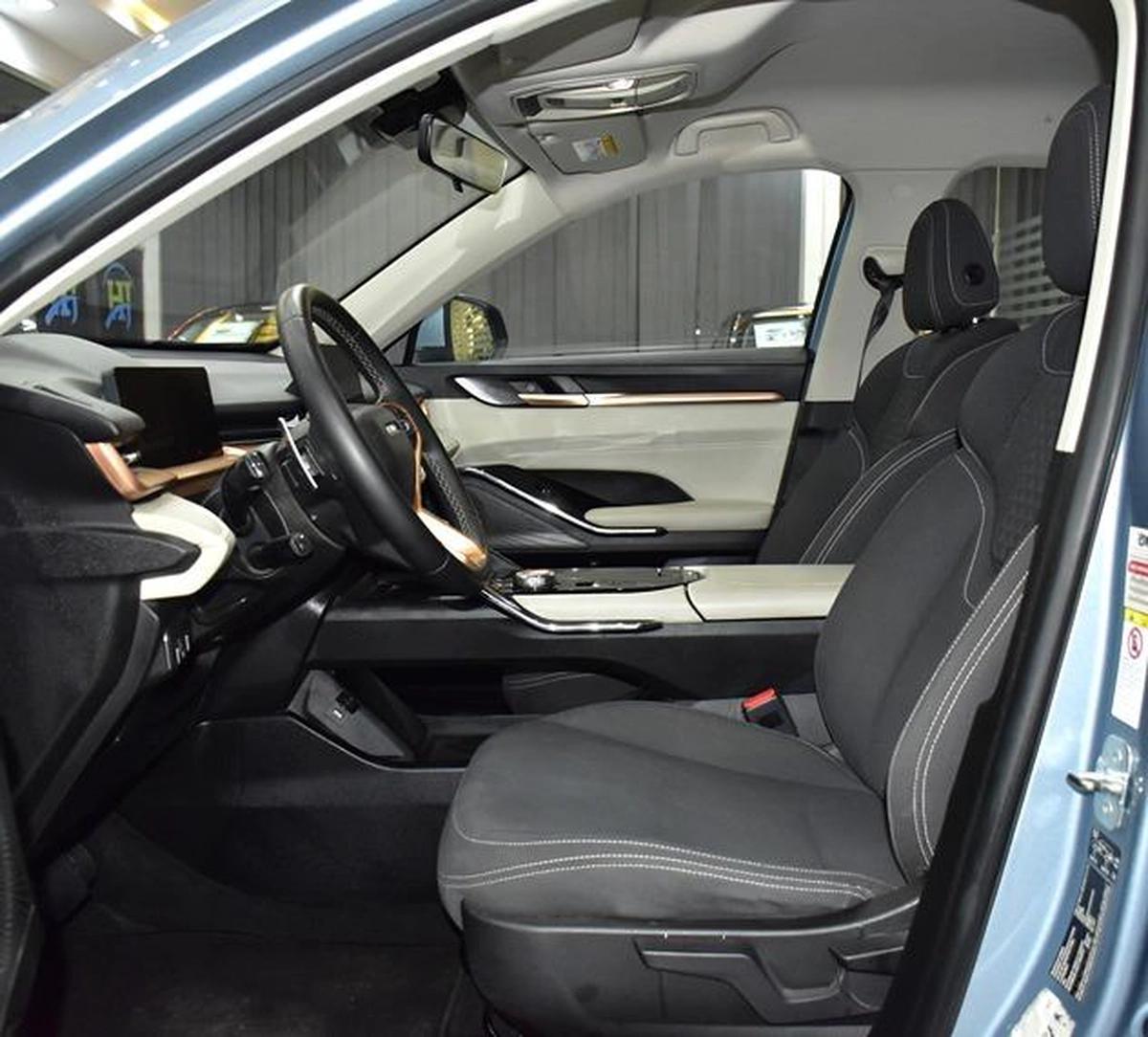 Haval H6 2.0 GDiT ( 2023 Model ) in Blue Color GCC Specs-10-10