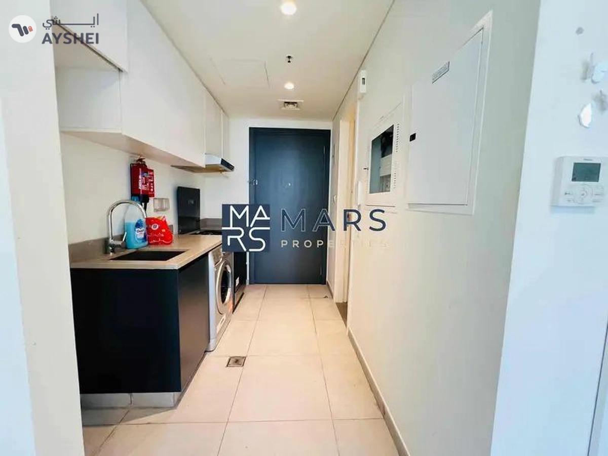 Luxury studio available for rent in Al Jada Eastvillage in 33k-5-5