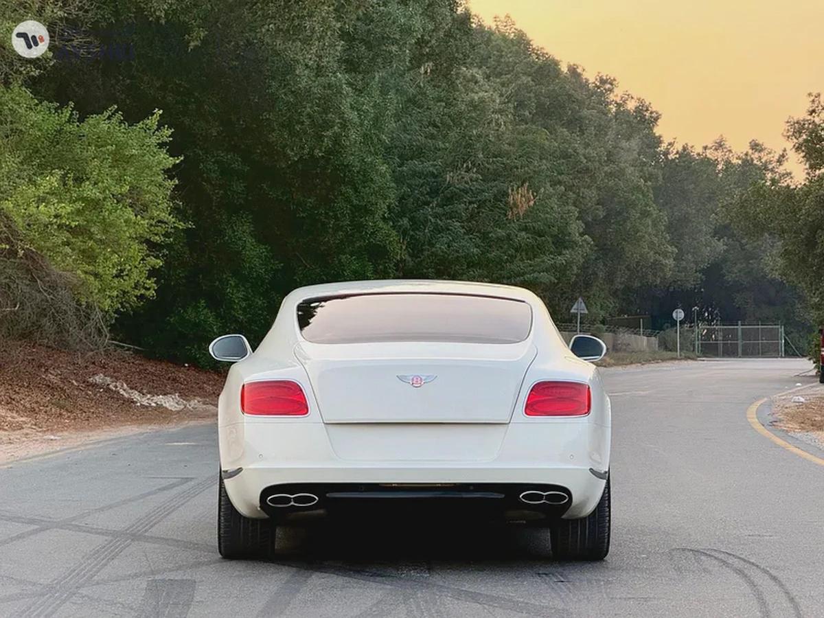 Bentley Continental GT - Special Edition Concourse Series 2015 GCC-4-4