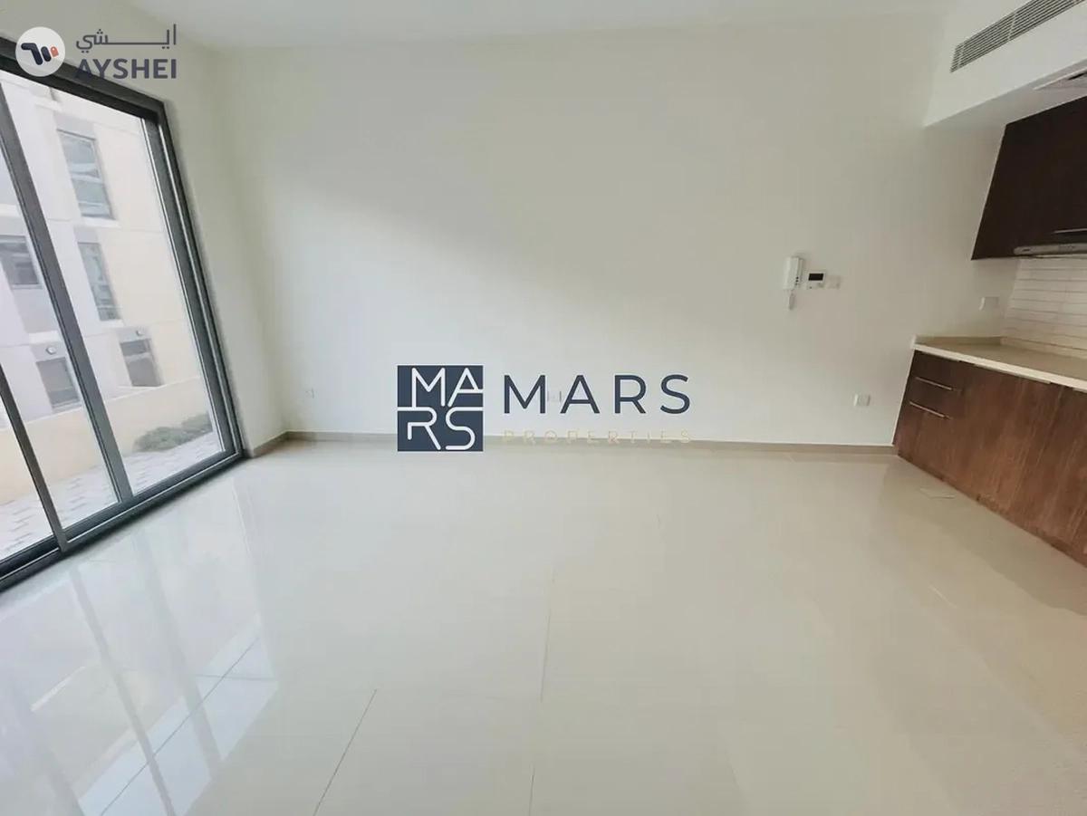 REDAY TO MOVE BRAND NEW STUDIO FOR SALE-5-5