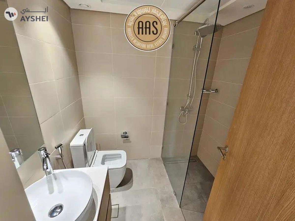 One Month Free Luxury 2-BHK Close to Park-8-8