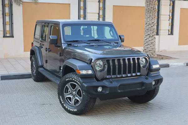 JEEP WRANGLER -unlimited sport 2018-129000KM-GCC SPECS-FULL SERVICE HISTORY-EXCELLENT CONDITION