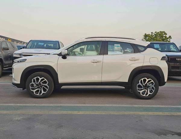 Suzuki Fronx GLX / EURO 5 HYBRID / 1.5L V4 / HEADUP DISPLAY / 360* CAMERAS / " 9" DISPLAY AUDIO (CODE # FRHGLX)