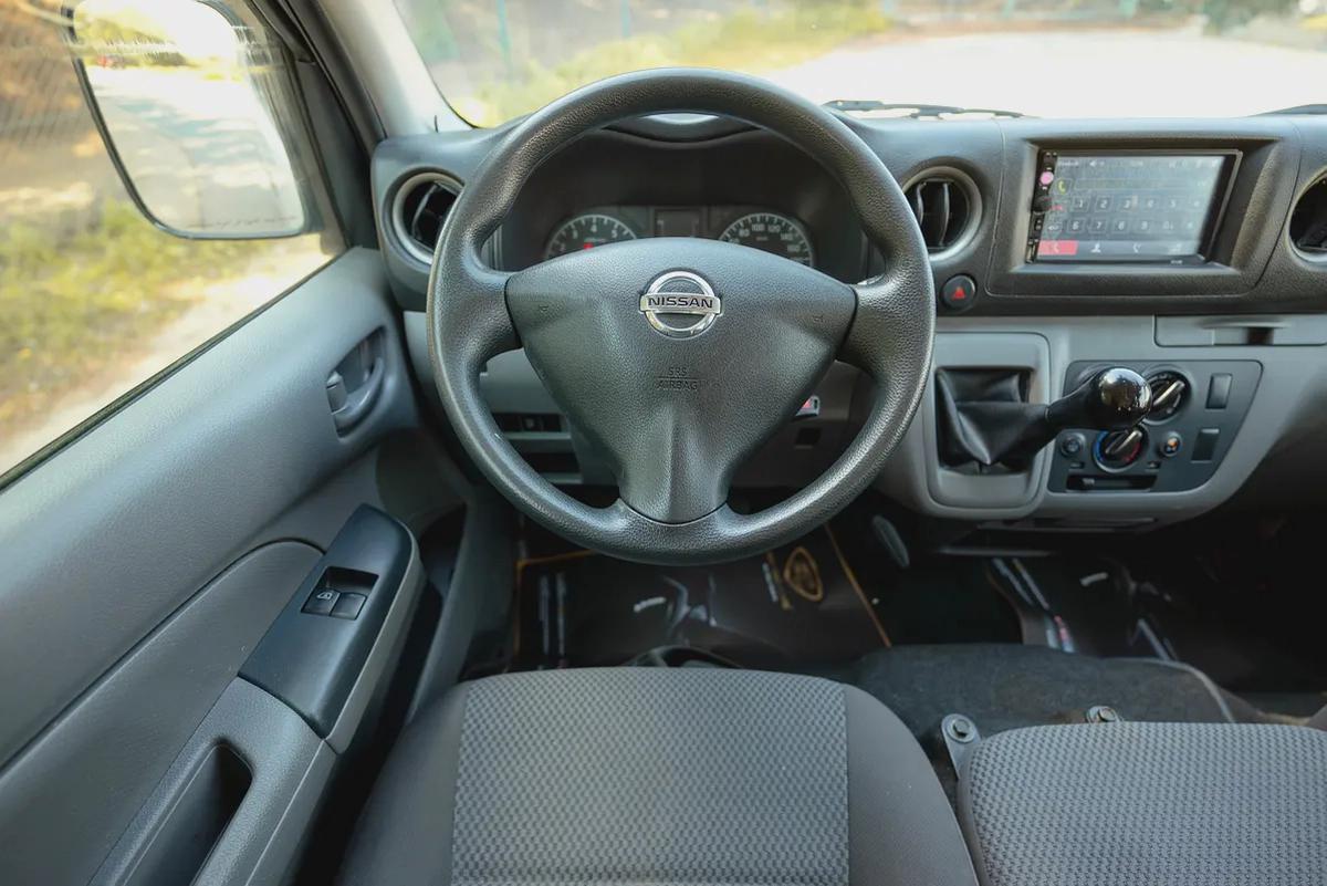 Urvan | Manual | Standard Roof 6-Seater Delivery Van | GCC Specs | Ref#N32256-8-8