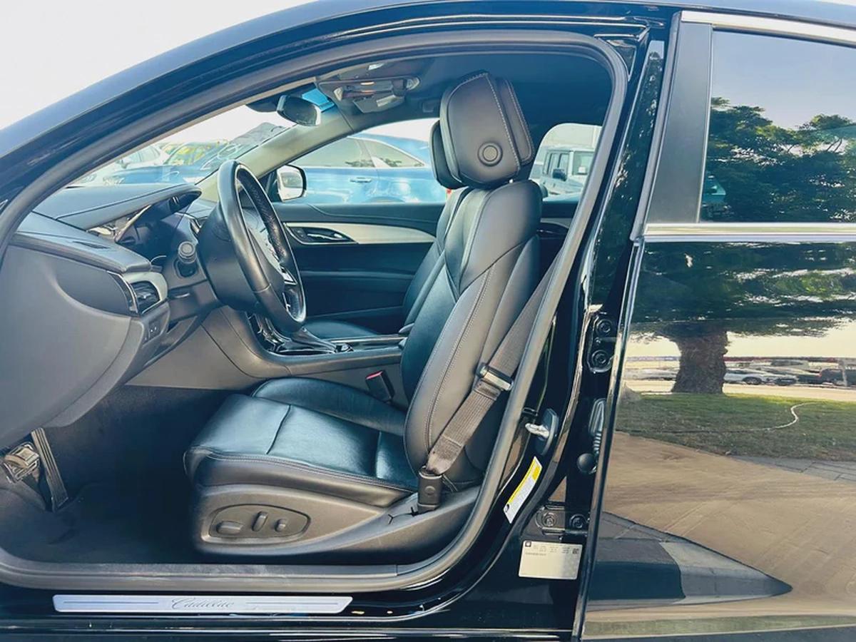 CADILAC ATS | 2014 | ONLY : 90565 KM | JAPAN IMPORT | CLEAN TITLE-10-10