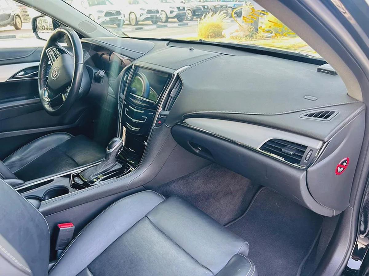 CADILAC ATS | 2014 | ONLY : 90565 KM | JAPAN IMPORT | CLEAN TITLE-12-12