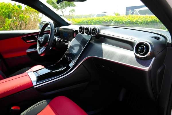 2024 Mercedes-Benz GLC 300 4MATIC | Luxury & Innovation | US Specs
