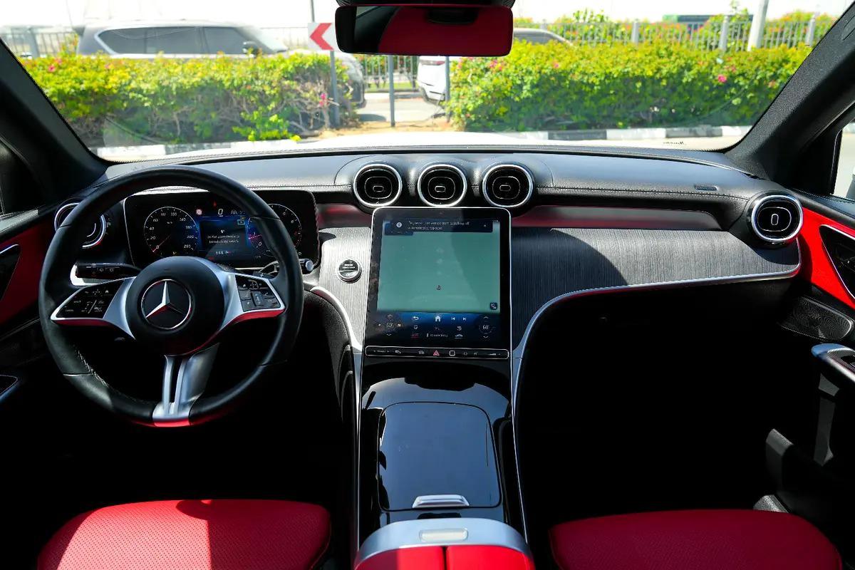 2024 Mercedes-Benz GLC 300 4MATIC | Luxury & Innovation | US Specs-14-14